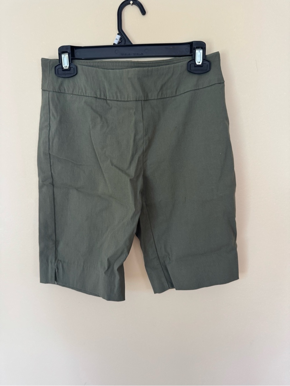 Women's Olive Green Pull-On Bermuda Shorts